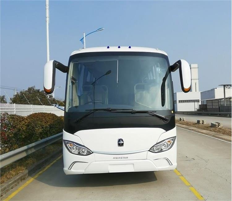 6 Gears Manual Diesel Engine Capacity 4-6L Luxury Coaches for City Transportation