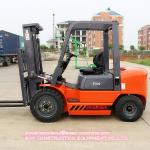 3.0 Ton Diesel Forklift Truck 3 stage mast forklift 3 - 6M lift height