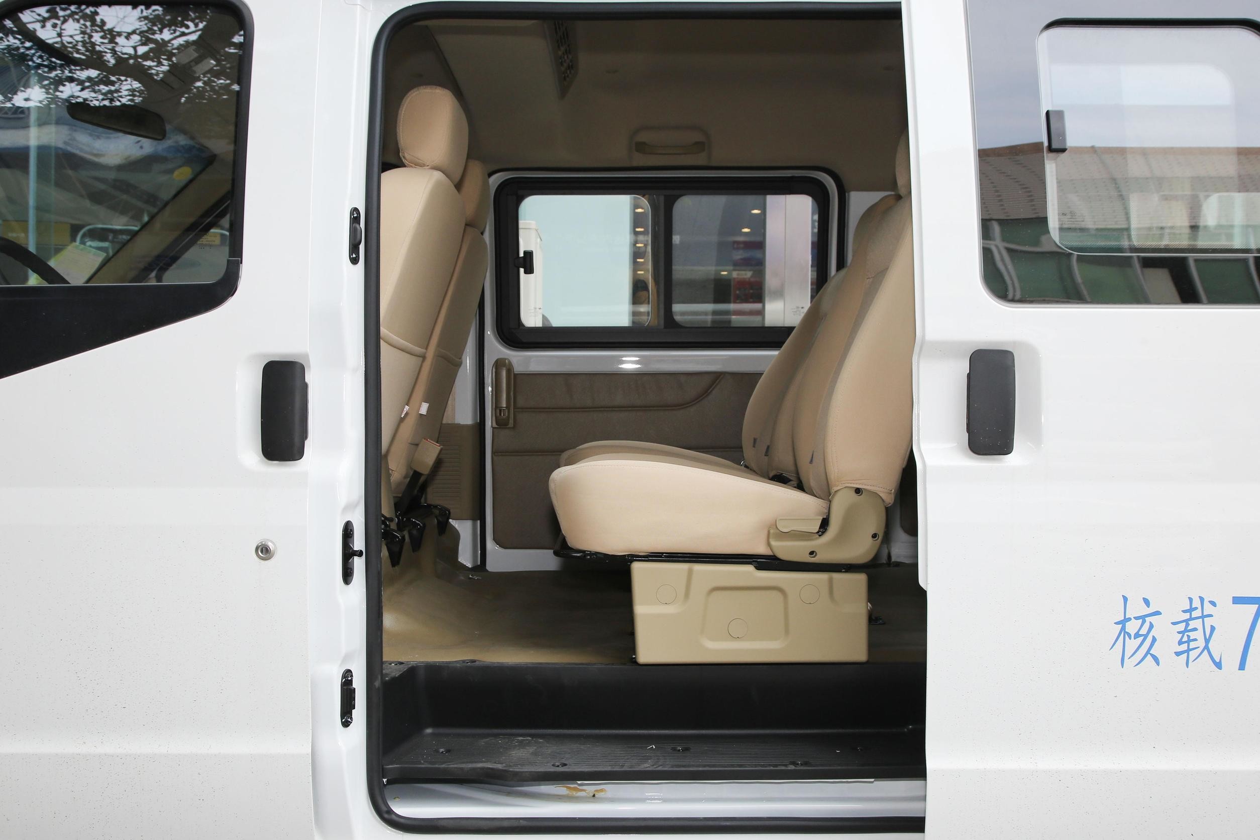 DongFeng EC36 Chinese Electric Trucks With Catl Battery Range 300KM