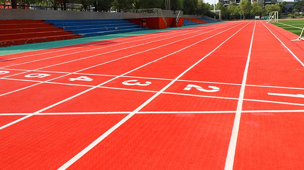 Anti Reflective Athletic Green Yellow Prefabricated Running Track
