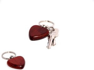 Quality Heart shape round side Wood key chain wholesale