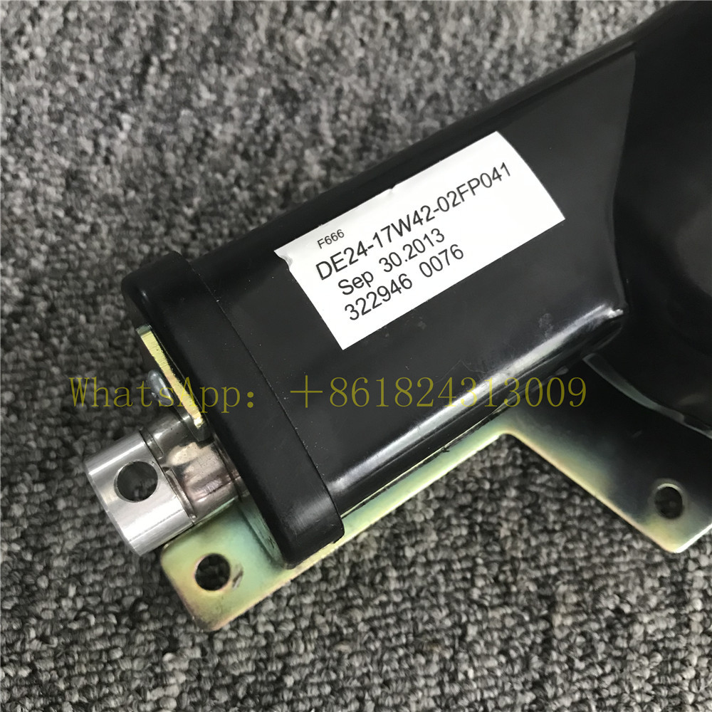 DE24-17W42-02FP041 For Zoomlion LiuGong Lishide Excavator ZE150/205 LG908/920 SC135/160/210-8 Accelerator Throttle Motor
