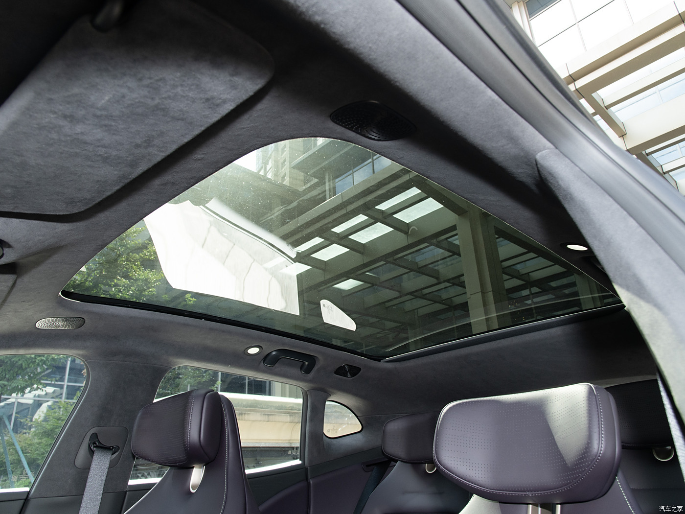 AVATR 07 2024 Pure Electric Extended Range 5 Door 5 Seat SUV Launched Model Maximum Speed 190km/h-200km/h Curb Weight 2240kg