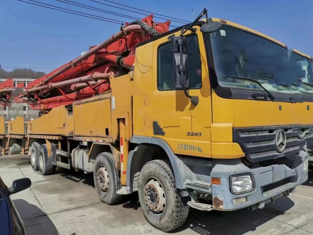 Truck-Mounted Concrete Pump Putzmeister 42 Meter Construction Machine