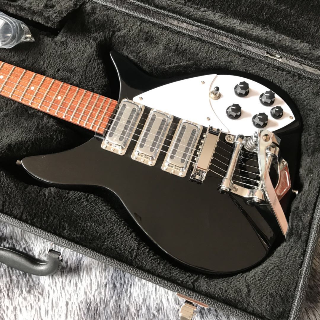 Custom 325 Electric Guitar with 3 Pickups in Black with Rectangle Hardcase Any Shape Guitar Body Can Be Customized