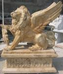 Zoo Decoration Customized Polished Marble Lion Sculpture