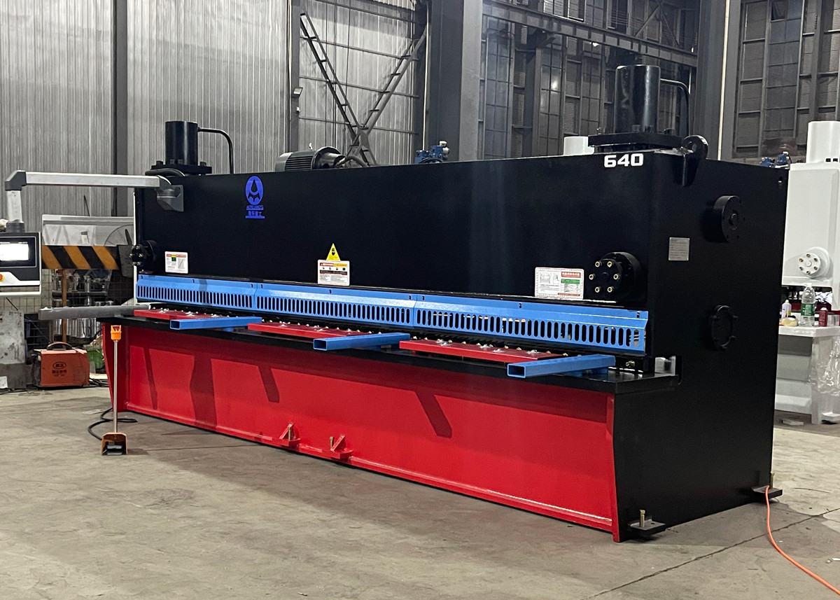 Durable Hydraulic Guillotine Shearing Machine Cutting Thickness 6mm Cutting Length 4000mm