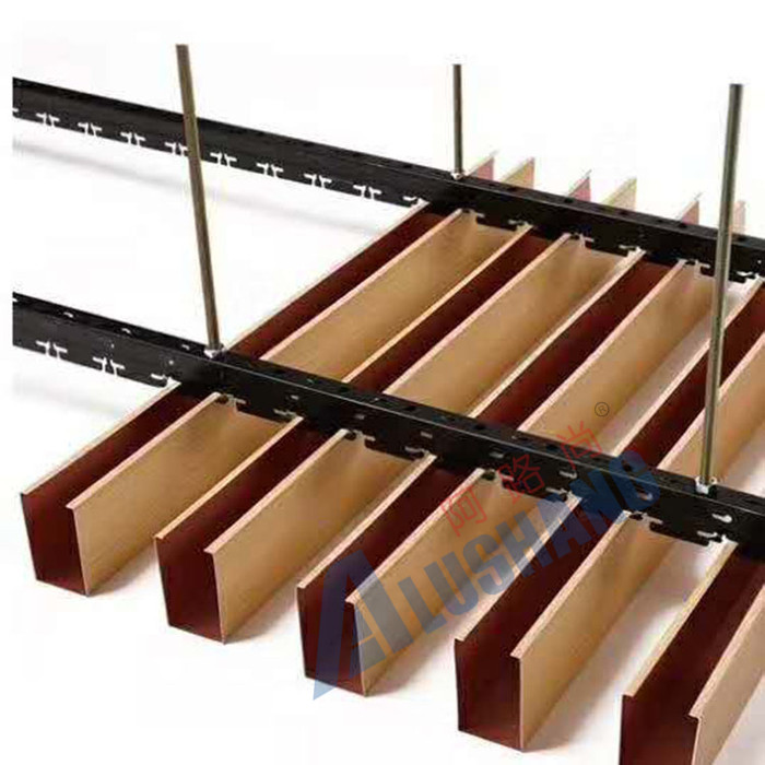 Metal Interior Decor Aluminium Ceiling Panel U Shape Aluminium Suspended Ceiling wall decoration