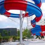 Custom Made Aqua Park Smooth Spiral Water Slide Erosion Resistant