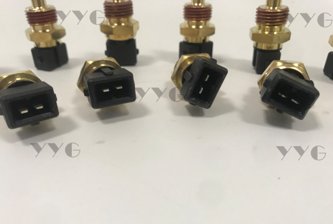 Daewoo 150 220 300-5 Excavator Spare Parts Water Temperature Sensor