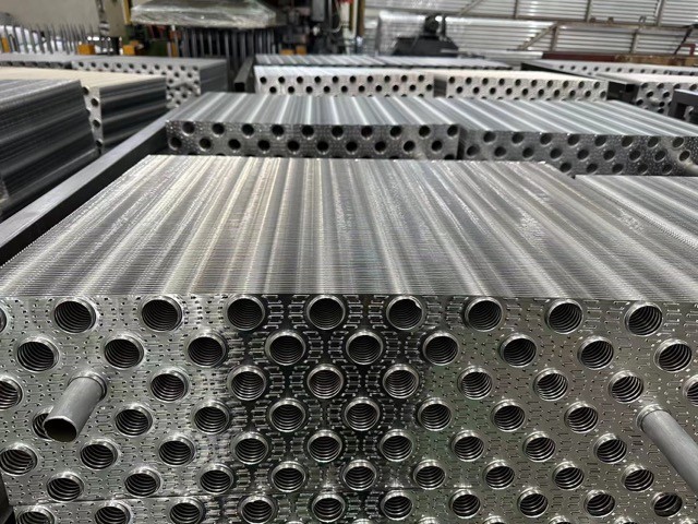 25 X 21.65MM Louvered Fins Air Conditioner Condenser Louver Fins, Aluminum Fins, High Heat Transfer Performance FA8X16.
