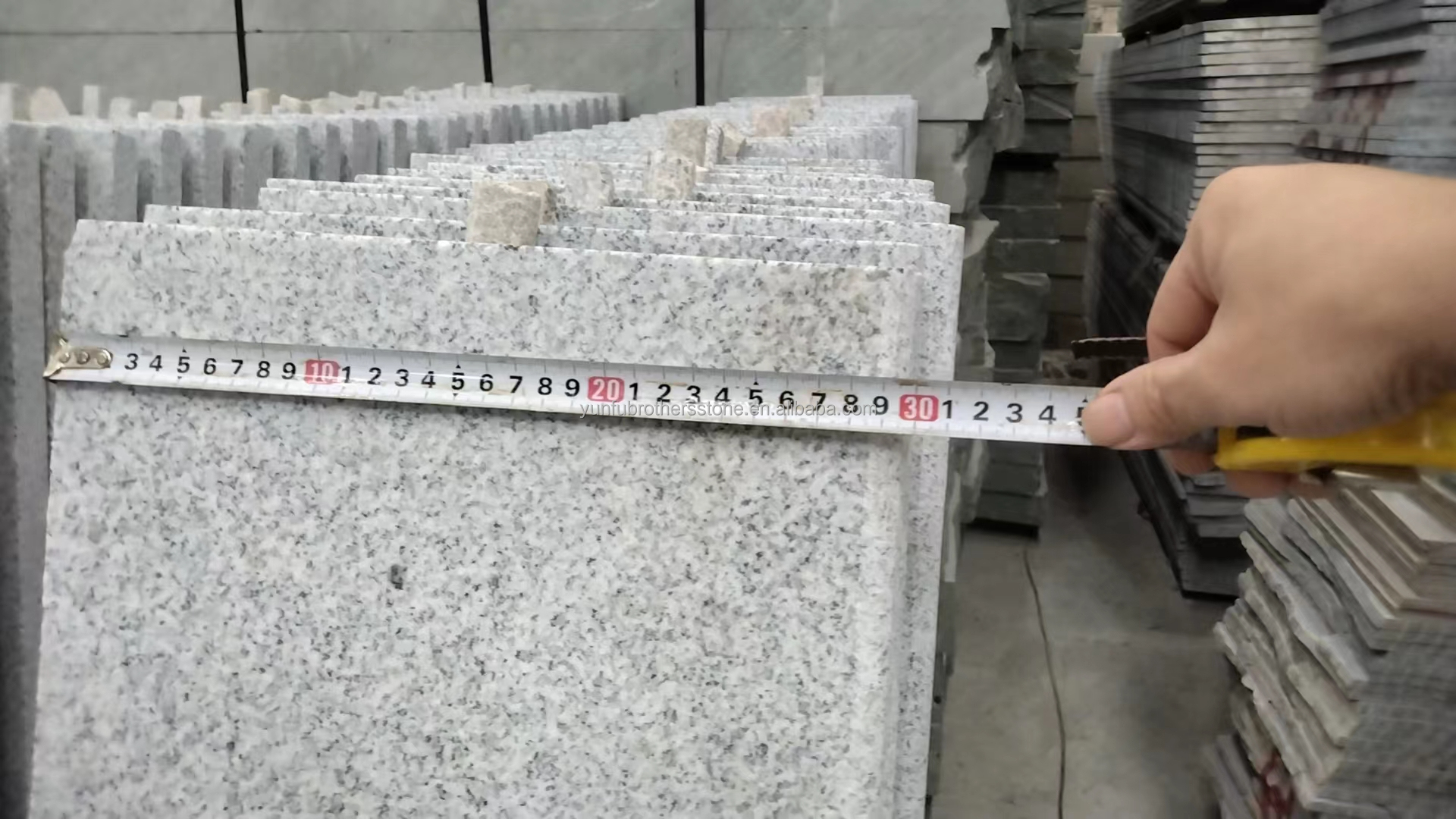 Natural Granite Flooring Stone Modern Design Cut-to-Size Straight Floating Stairs