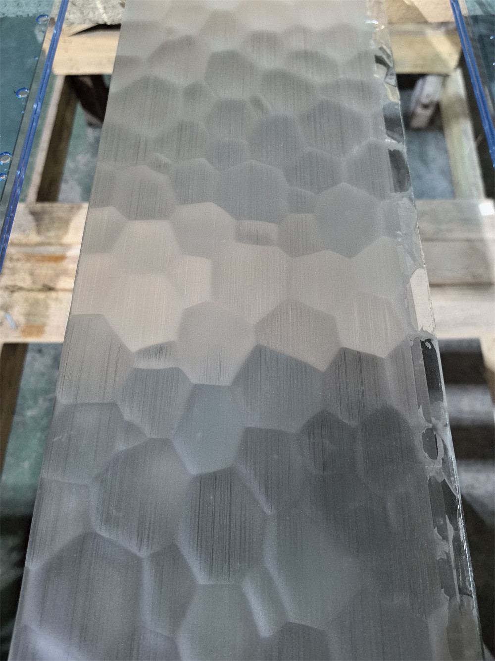 Frosted Brushed Figured Textured Tempered Art Glass Brushed Acid Etched Glass for Partition Screen