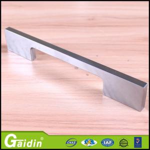 Quality China supplier hardware accessory factory wholesale price high quality industrial aluminum profile cabinet handles wholesale