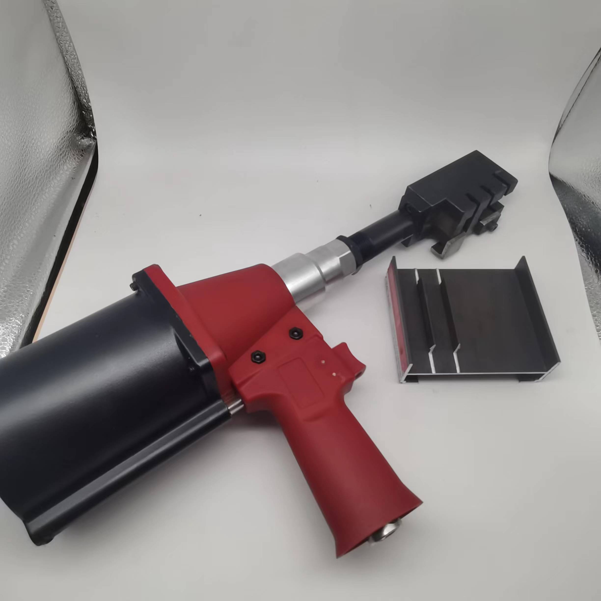 13mm Stroke Pneumatic Aluminium Window Punching Machine