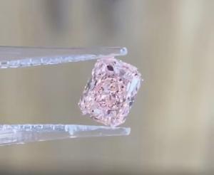 Quality IGI Certified Lab Created Colored Diamonds Fancy Intense Pink VS1 Radiant Loose Diamond wholesale