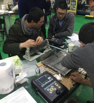 FD-GT-1010 High Resolution TFT Screen Digital Railway Ultrasonic Flaw Detector
