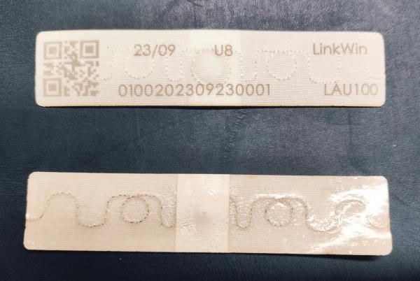 Hybrid RFID UHF Fabric Laundry , RFID UHF Laundry Tag 200 Times Washing Cycles ,