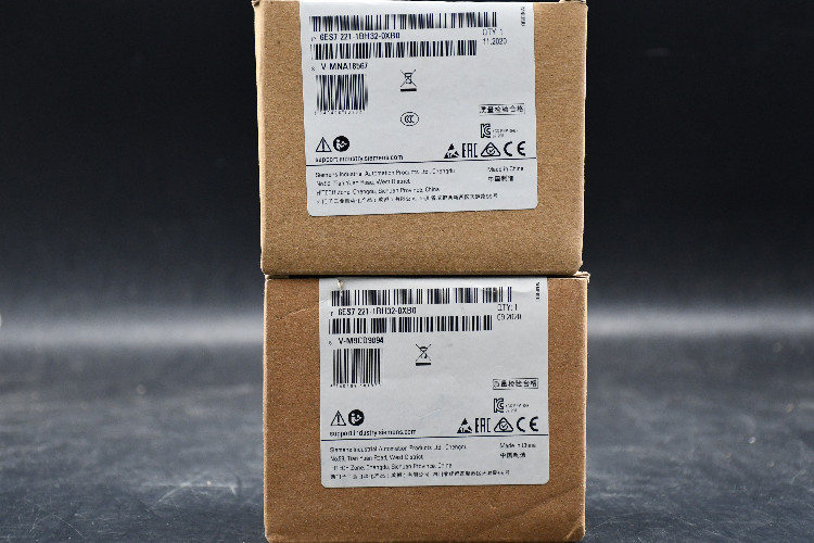 Siemens - PLC I/O Module for use with SIMATIC S7-1200 Series, 100 x 45 x 75 mm, Digital, M241, 24 V dc, SIMATIC