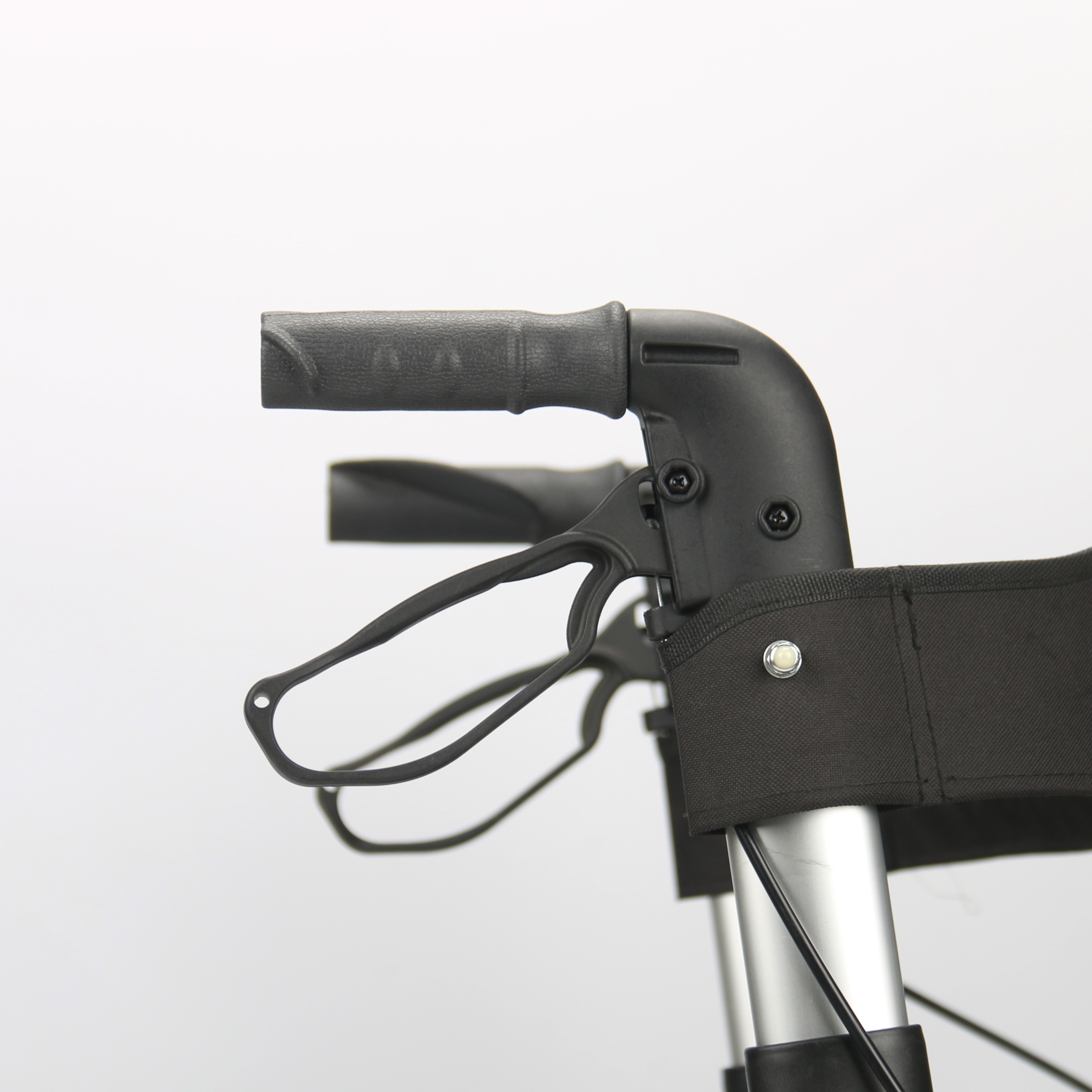 Supermarket Mobility Walking Aids Convenient Push Cart With Seat Basket