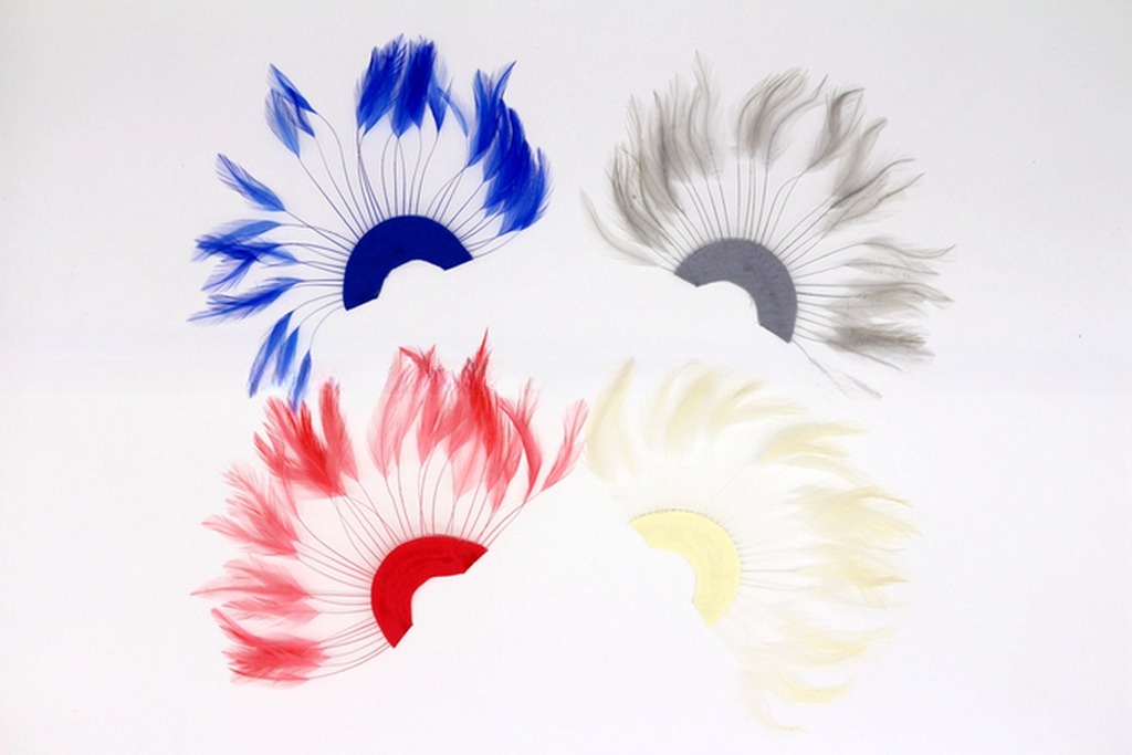 Dyed Stripped Hackle Feather Fan , Chicken Feather Hand Fan 10x15cm