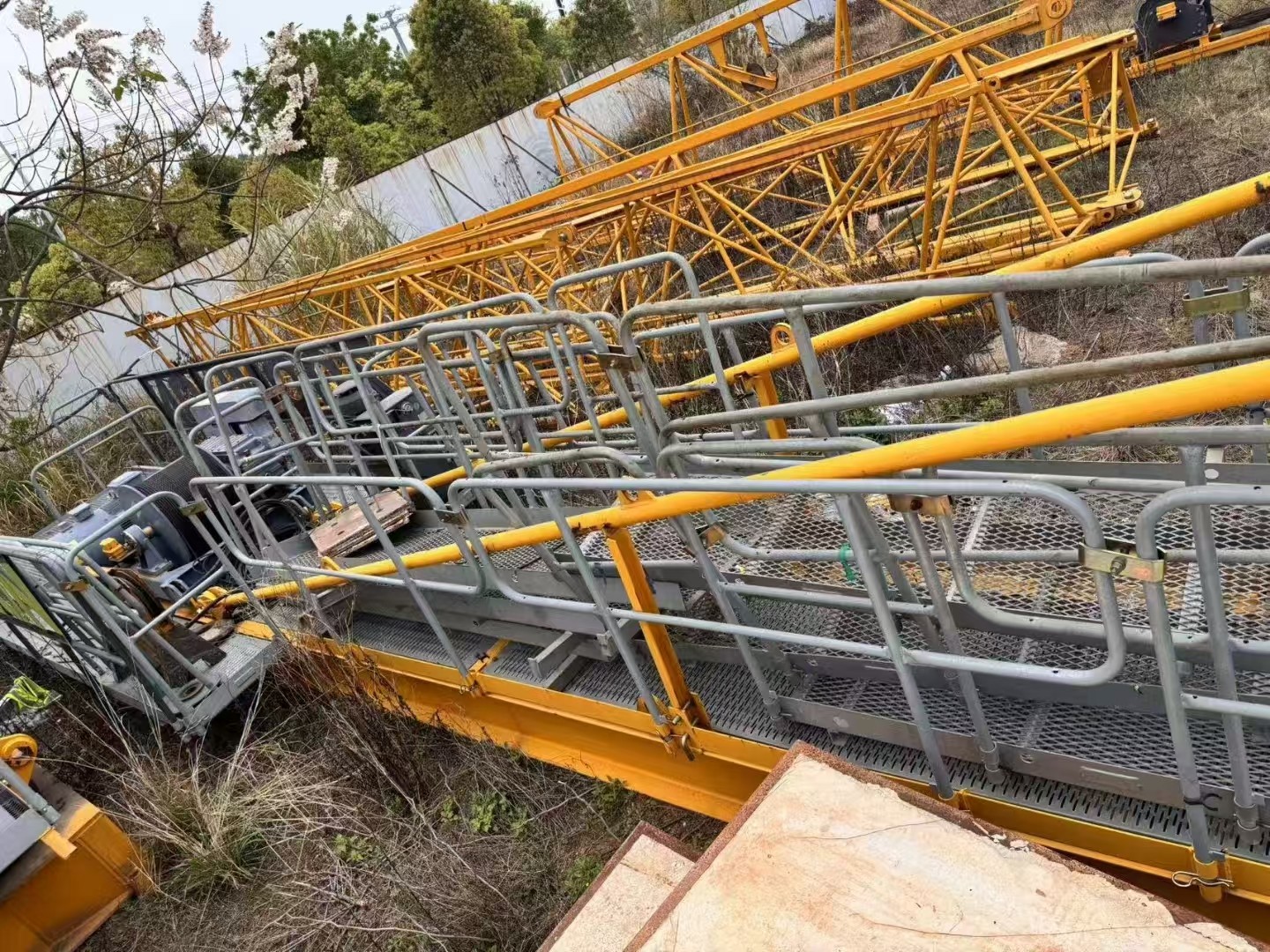 Zoomlion tower crane (5610-6) in 2021 with a boom length of up to 56 meters