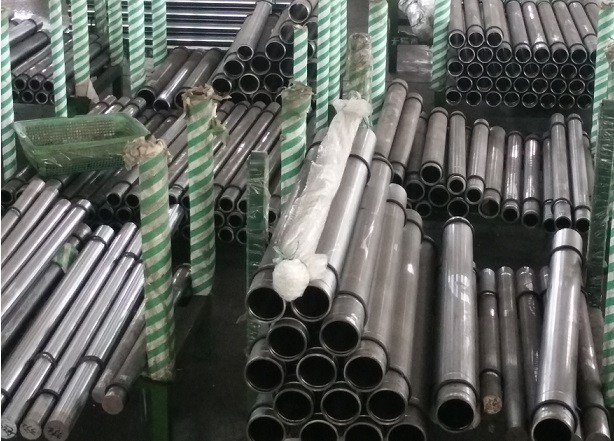 Cold Drawn Hollow Piston Rod For Pneumatics Cylinder Length 1m - 8m