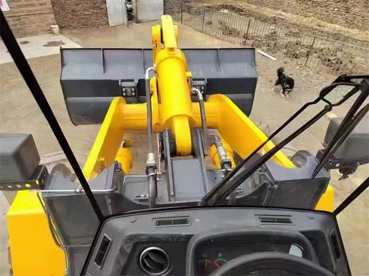 Liugong 856H 5 Ton Wheel Loader 6 Cylinders 1.8-5.6 m3 Bucket Capacity for 1 Year