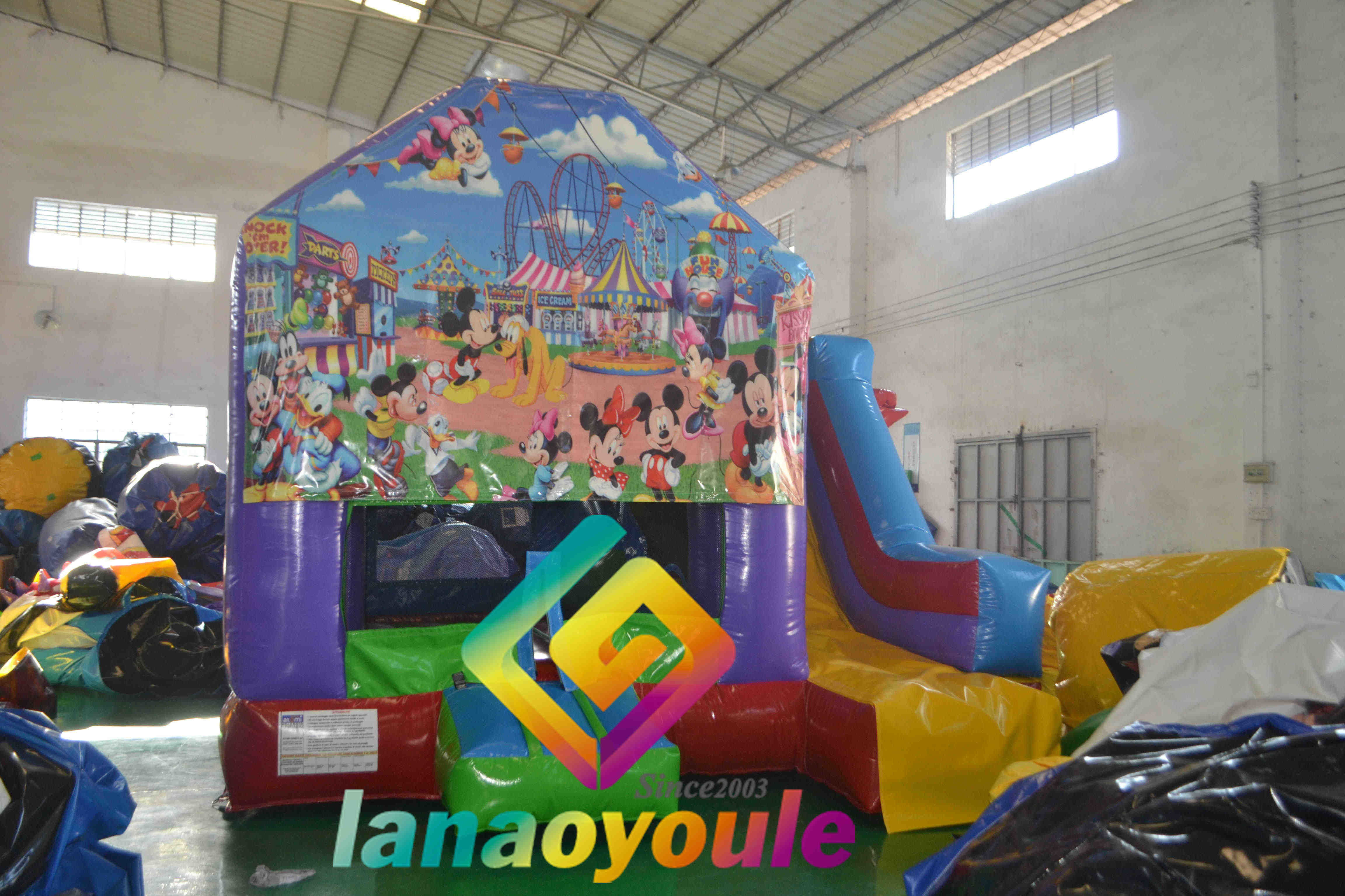 Swimming Pool Inflatable Play Park Bouncer House For Children