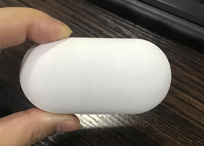 65mAh Battery True Wireless Stereo Earbuds Black / White Color Ear Hook Type