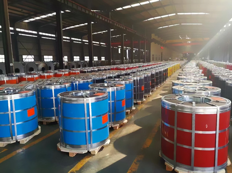 1000mm PPGI Prepainted Galvanized Steel Coils Red Color Coated ISO 9001