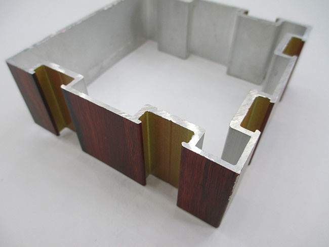 Wood Grain Transfer Column Aluminum Extrusion Profiles For Hotel Decoration