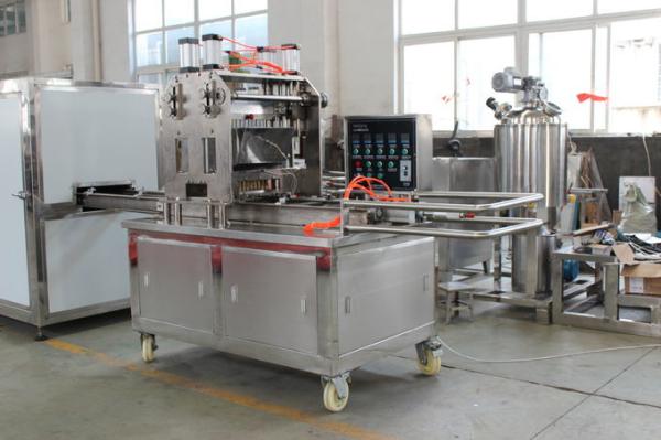 3 Kw Hard Candy Depositor , Candy Depositor Machine 25-50 Kg/H Production