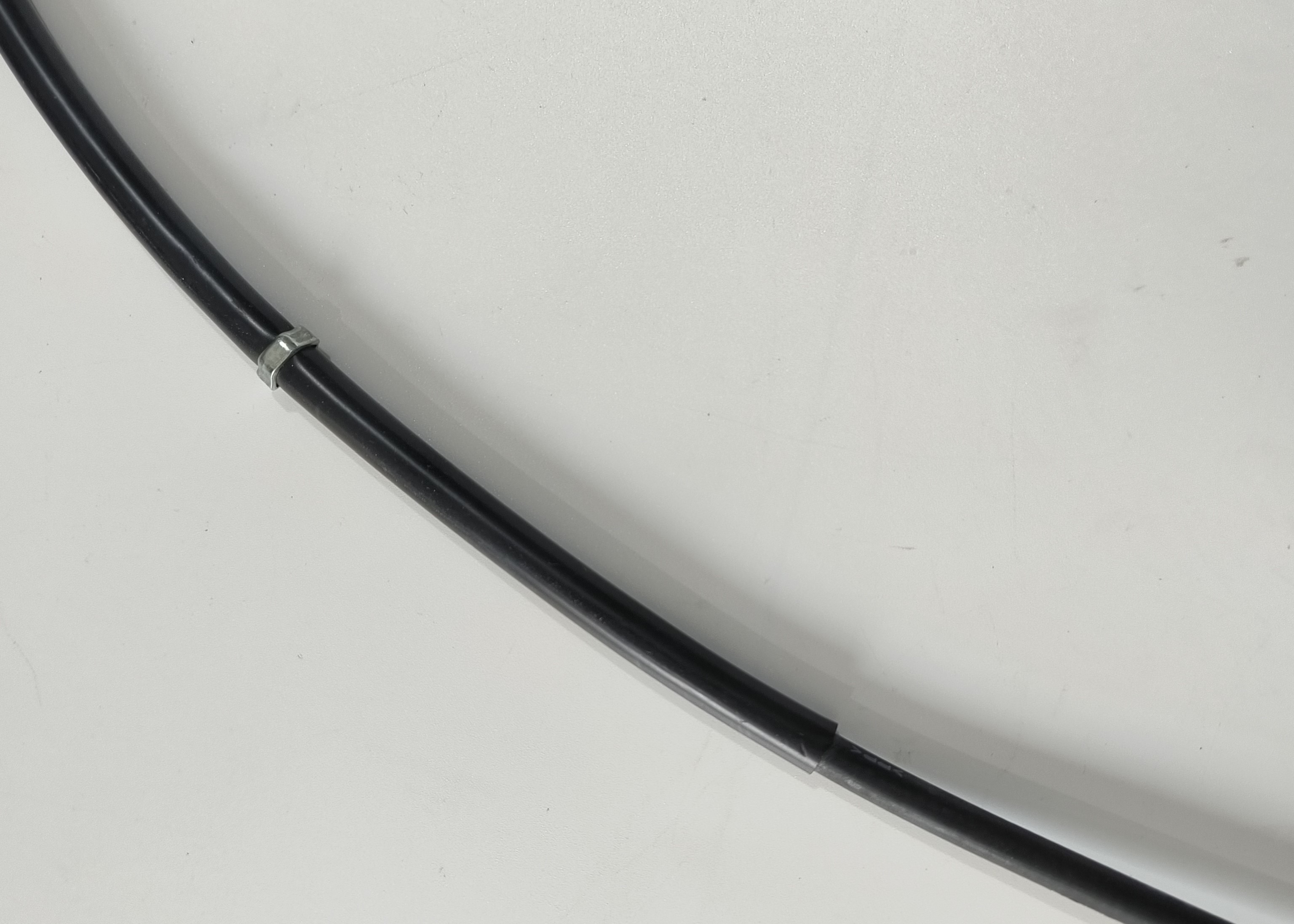 OEM 23710-84302 Car Clutch Cable For Suzuki Automobile