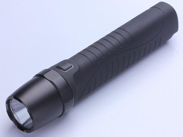 IP68 Waterproof Glass Flashlight LED Torch With Rechargeable Battery 5W D46.5