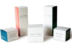 Quality 100x100x30mm FSC Cosmetic Packaging Boxes Luxury Custom Paper CMYK wholesale