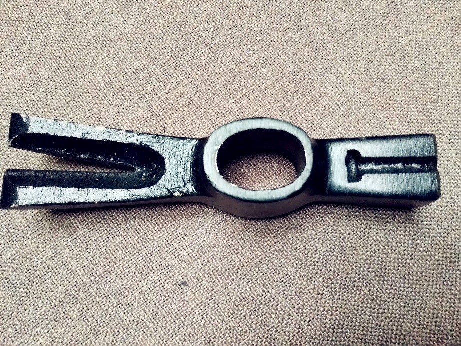 700g Italy Type Claw Hammer(XK0192)with powder coated surface and rubber handle