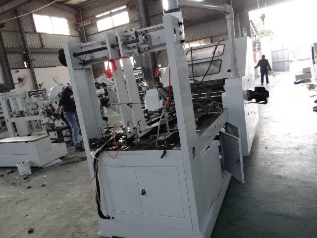 Twisted Handle Kraft Paper Bag Making Machine with Pneumatic or Hydraulic Lifting Structure#20-80 Pcs/Min Paper Bag Make