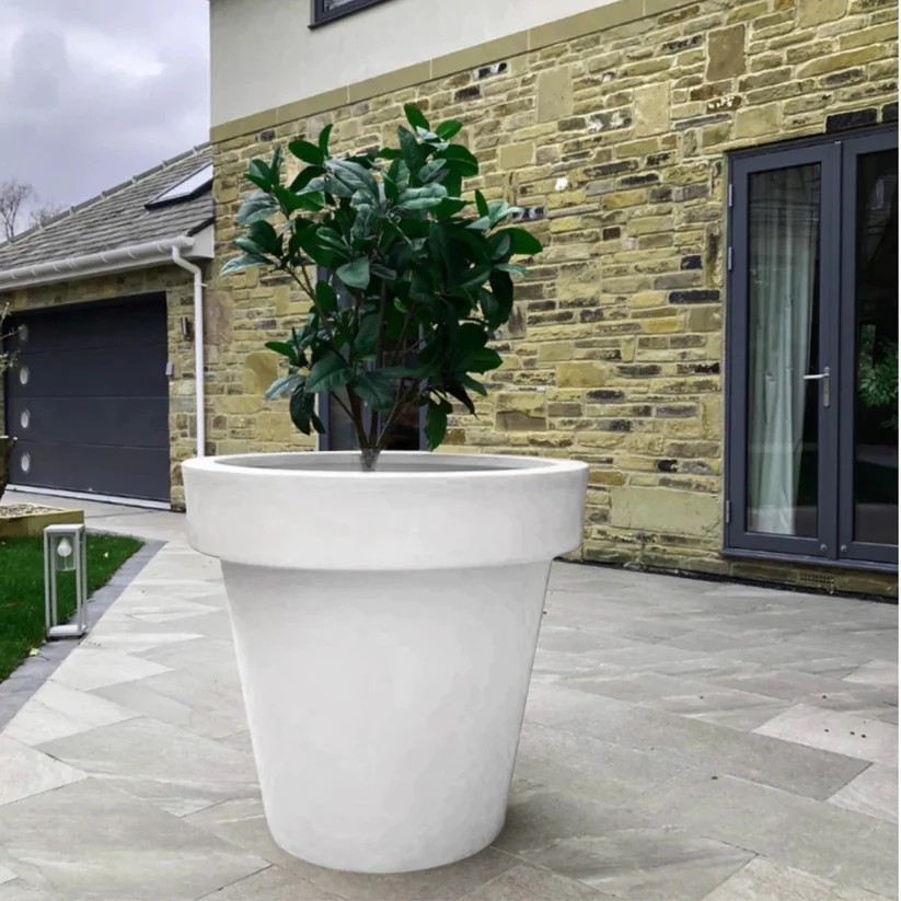Unique Modern Fiberglass Flower Pots Glossy Finished For Indoor Outdoor Decor