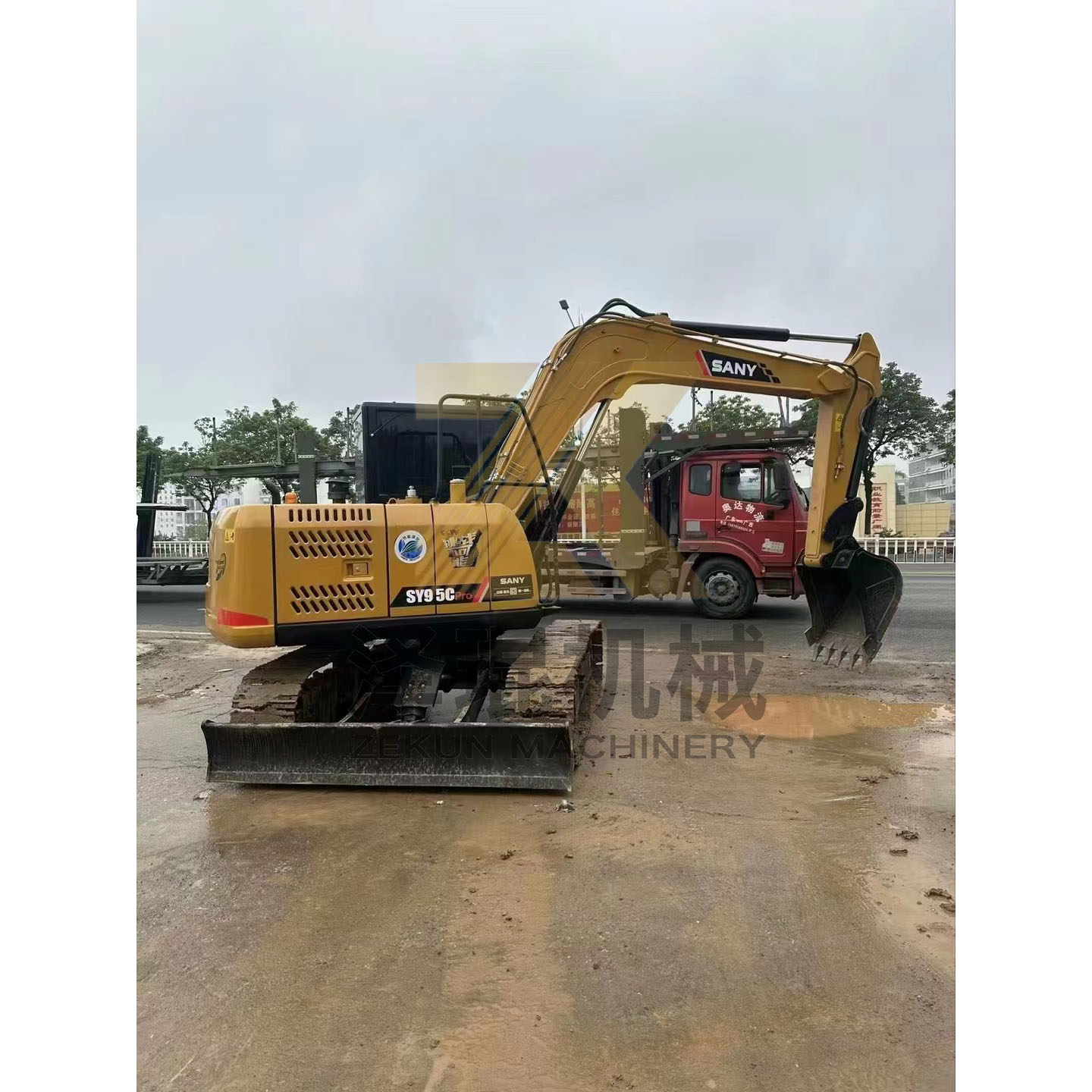 Used Mini Excavator SANY SY55C SY60C SY75C SY95C SY135C SY215C Pro with Kubota Engine