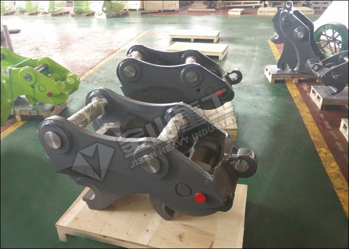 Heavy Duty Excavator Quick Coupler , Excavator Hydraulic Hitch For Komatsu PC300