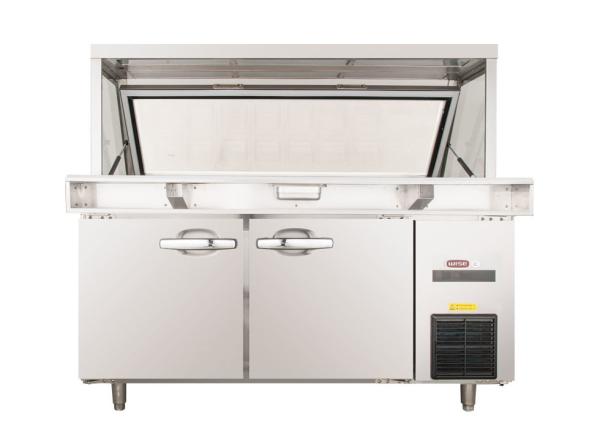 Blue Ray 2 Door Refrigerated Sandwich Prep Table With Glass Lid Fan Cooling /
