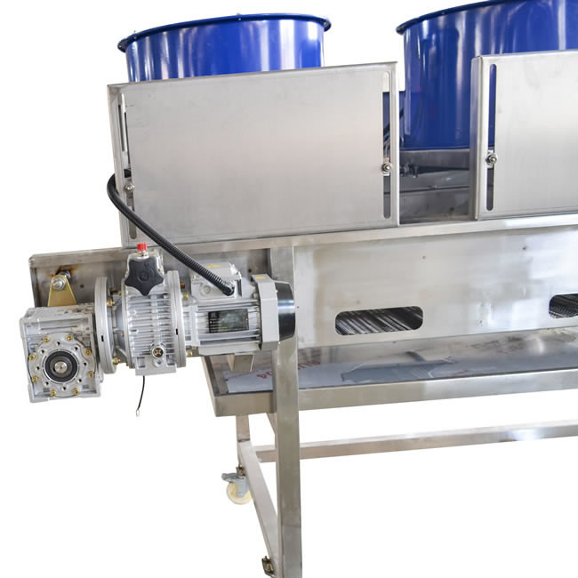 220V 800mm Belt 900kg/H Fruit And Vegetable Dryer Machine