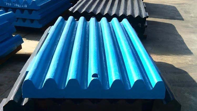 Wear-Resistant Material Jaw Plate for C125 Jaw Crusher Spare Parts in Ore Mining