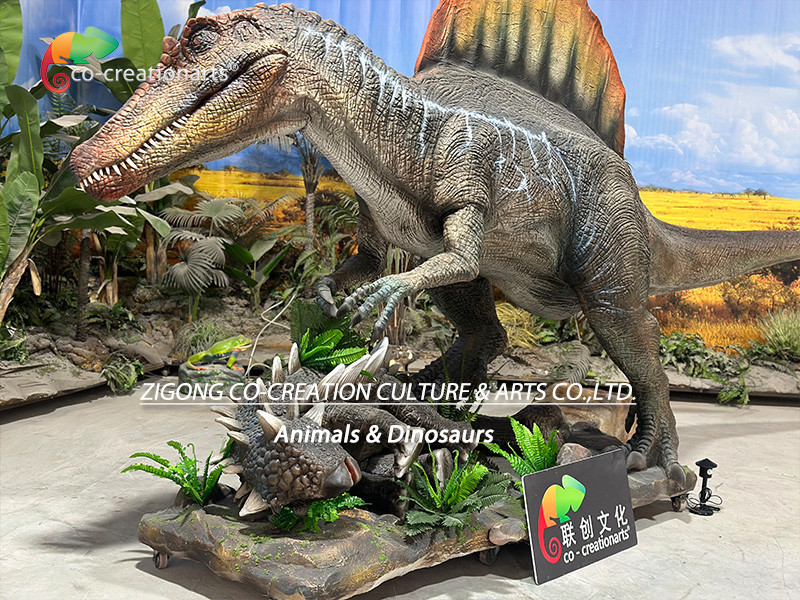 Animatronic Dinosaurs Simulation Spinosaurus Hunting Scene For Theme Park Decoration