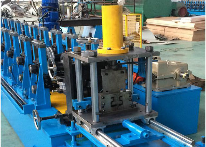 Hydraulic Galvanized Steel Profile Goods Shelf Rack Roll Forming Machine Adjustable Change Size