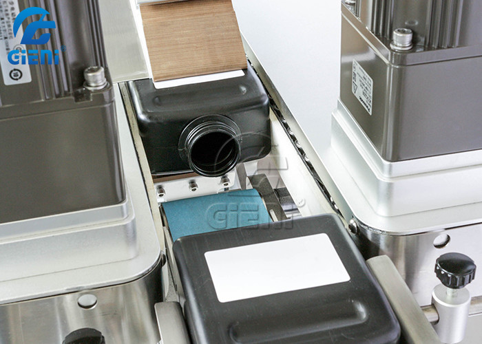 SUS304 frame Top And Bottom Labeling Machine 250pcs/min Automatic Sticker Labeling