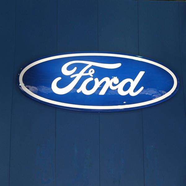 Ford Vacuum Coating Car Dealer Auto Sign/ Acrylic Car Dealer Car Logo and their