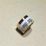 diamonds ring 18kt gold with yellow gold or white gold
