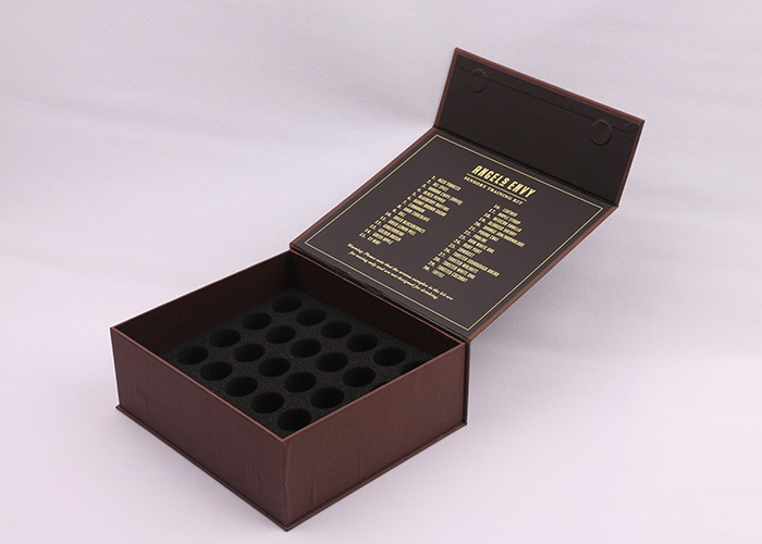 Top Flap Lid 1500gsm Cardboard Packaging Boxes With Hot Stamped Logo
